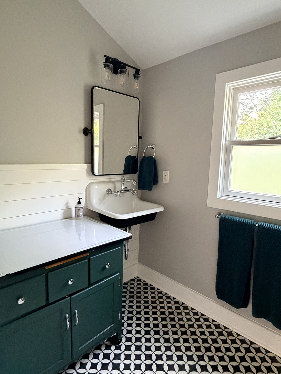 Furnished Finder property 401871_1 photo 12
