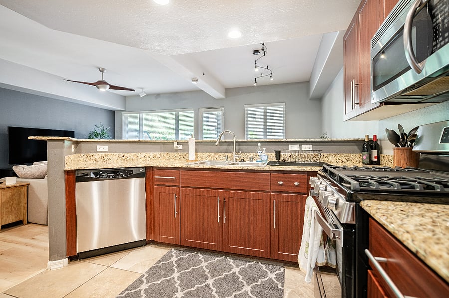 Furnished Finder property 401883_1 photo 9