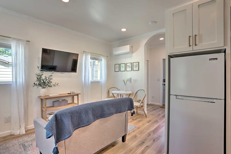 Furnished Finder property 401897_1 photo 11