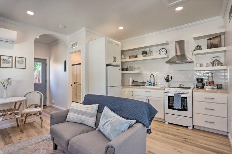 Furnished Finder property 401897_1 photo 6