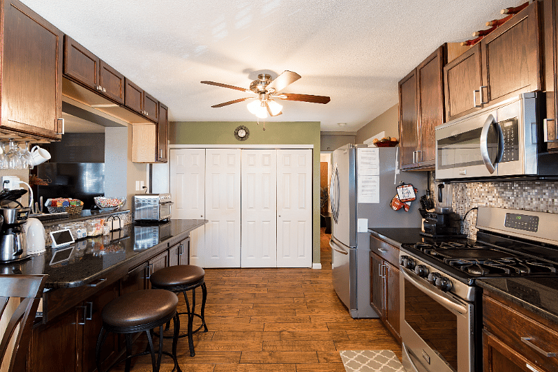 Furnished Finder property 401906_1 photo 25