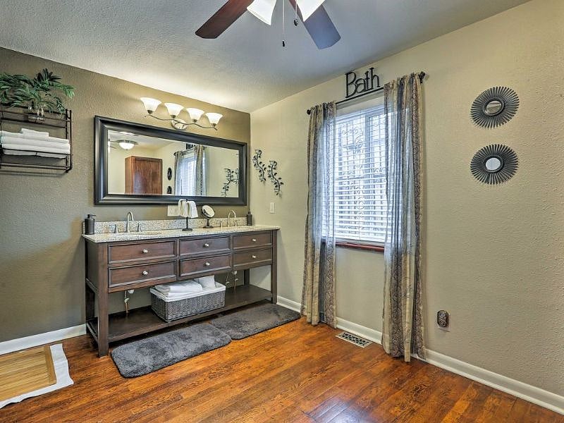 Furnished Finder property 401906_1 photo 42
