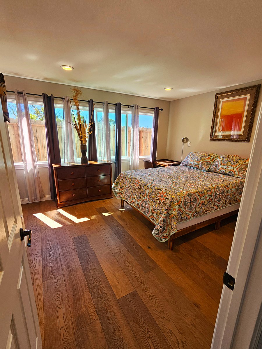 Queen Bed