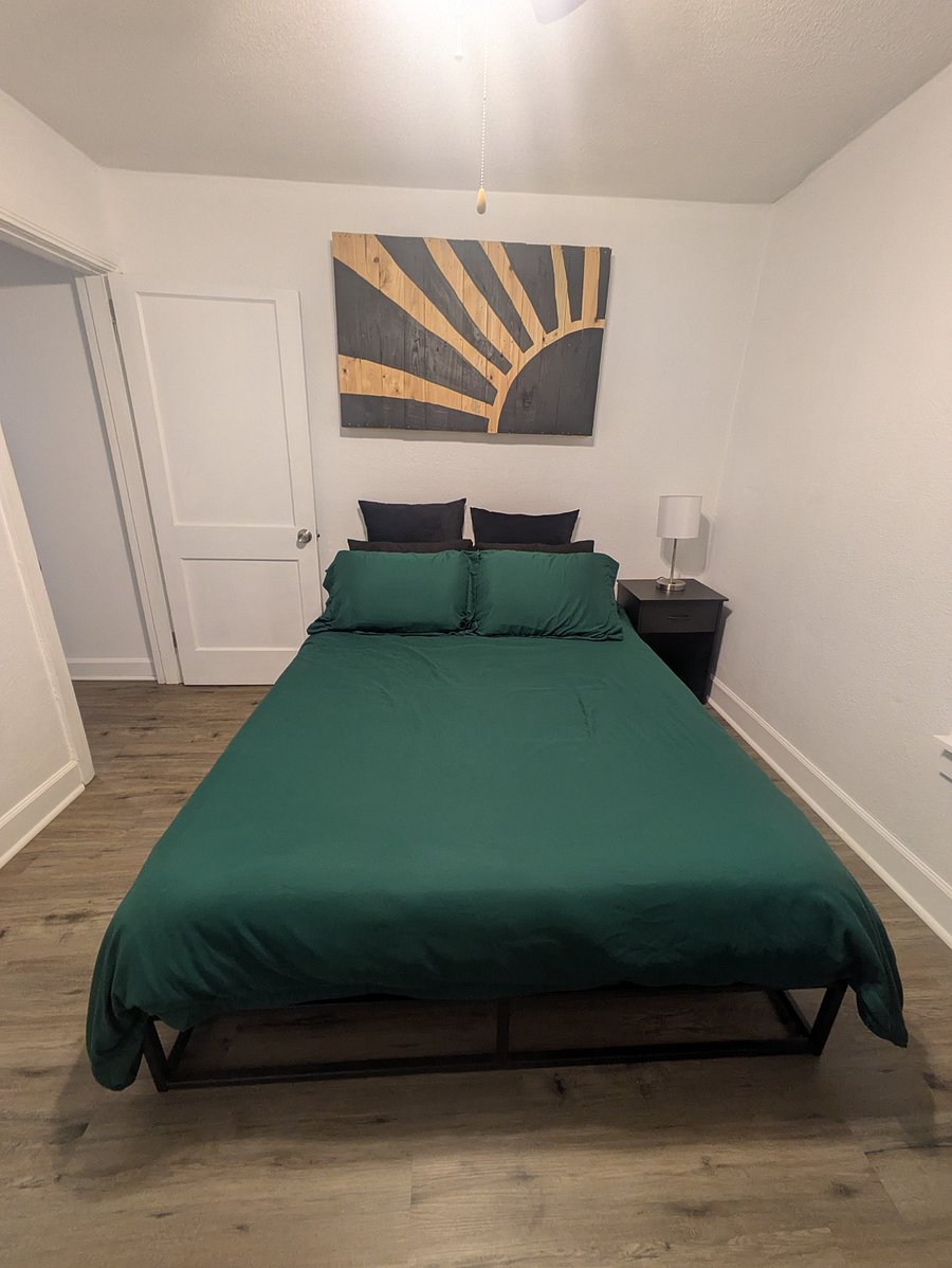 Furnished Finder property 401918_1 photo 8