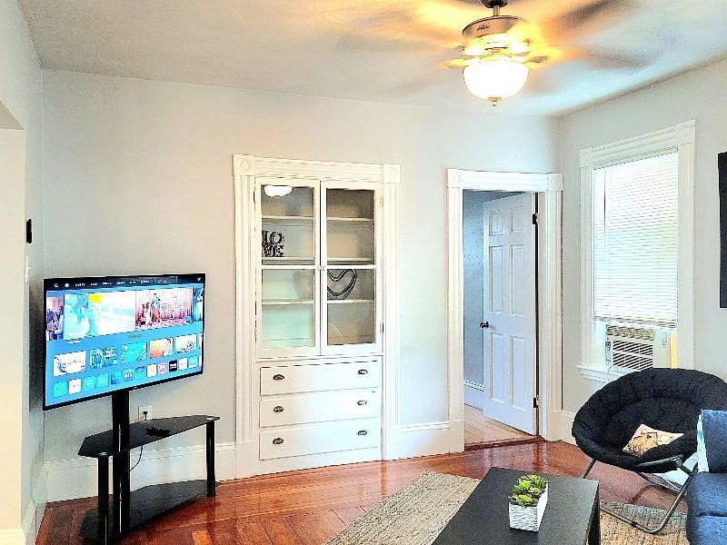 Furnished Finder property 401921_2 photo 9