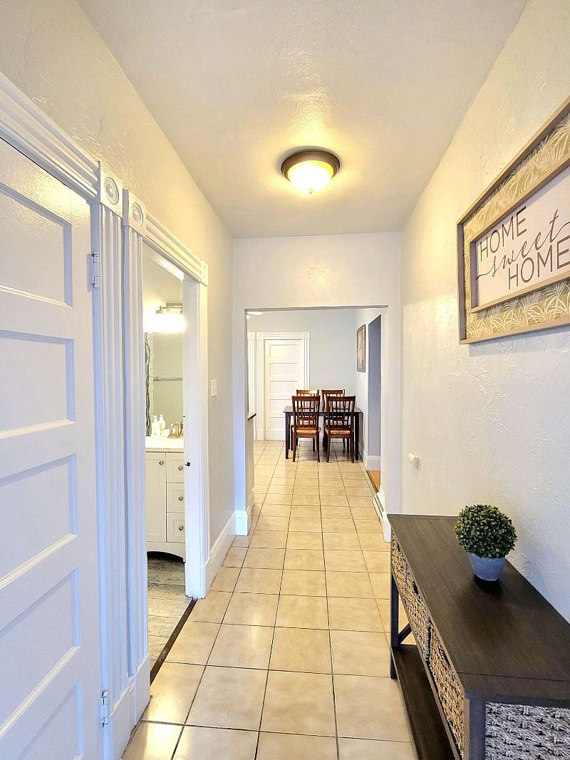 Furnished Finder property 401921_2 photo 11