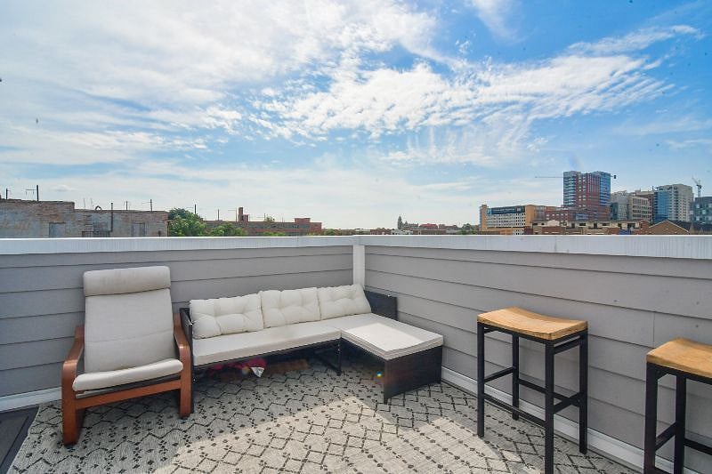 Furnished Finder property 401927_1 photo 22