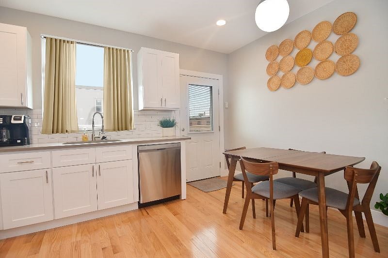 Furnished Finder property 401927_1 photo 7