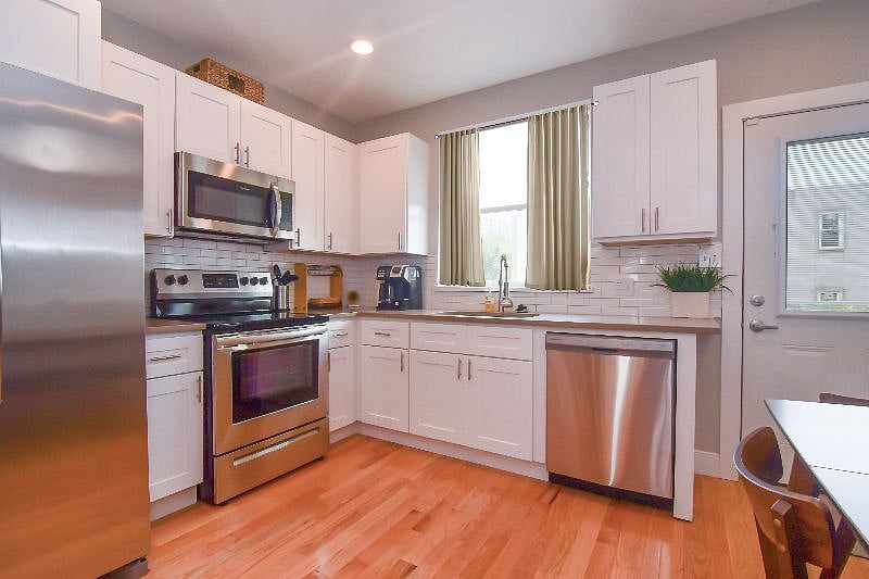 Furnished Finder property 401927_1 photo 5