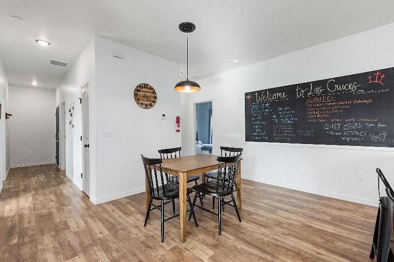Furnished Finder property 401931_1 photo 9