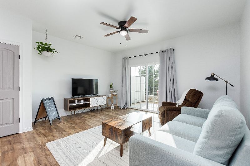 Furnished Finder property 401931_1 photo 10