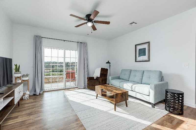 Furnished Finder property 401931_1 photo 11