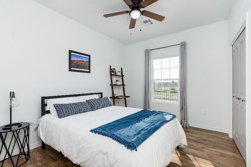 Furnished Finder property 401931_1 photo 15