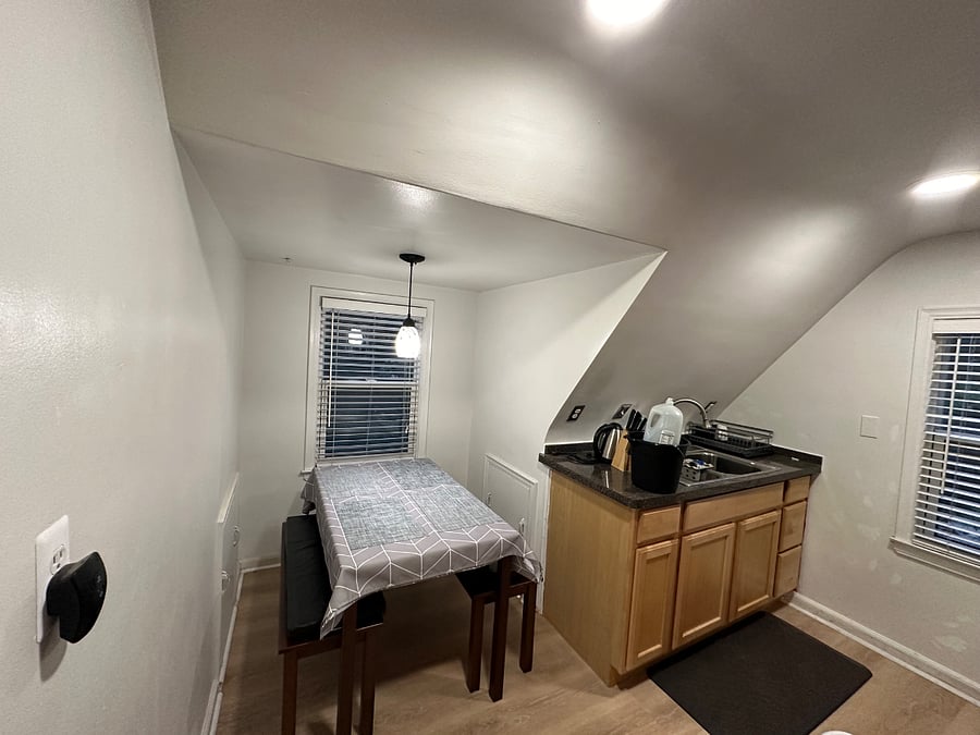 Furnished Finder property 401952_1 photo 13