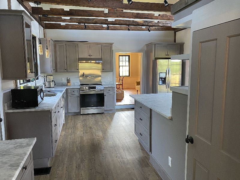 Cathedral Ceiling Open Kitchen