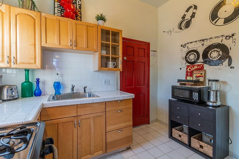 Furnished Finder property 401991_1 photo 3
