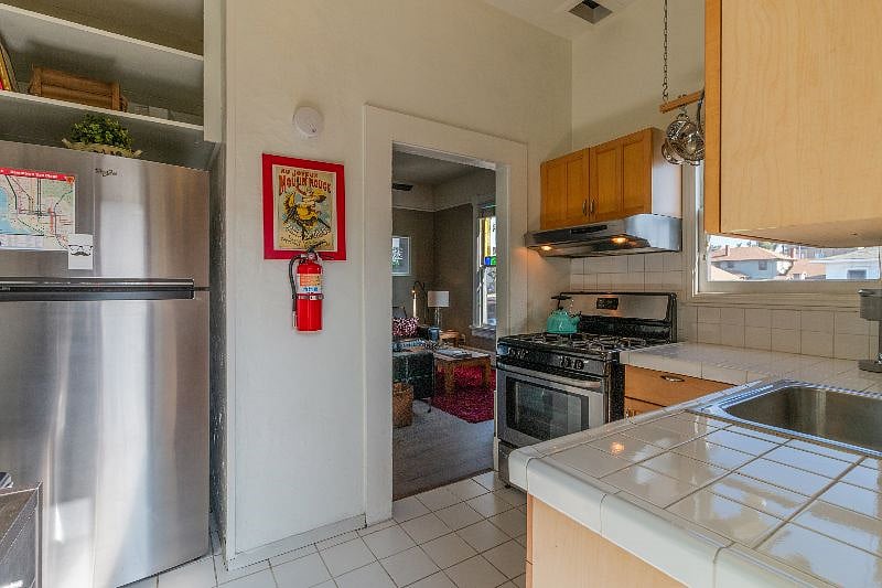 Furnished Finder property 401991_1 photo 5