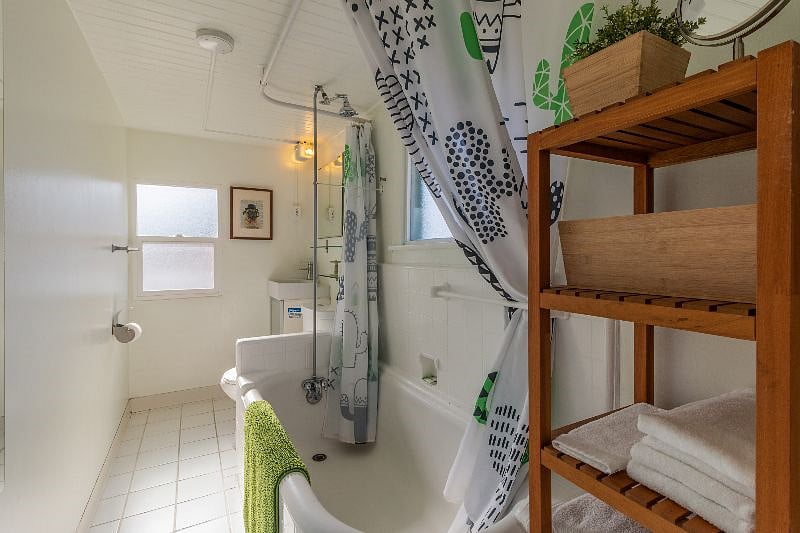 Furnished Finder property 401991_1 photo 13