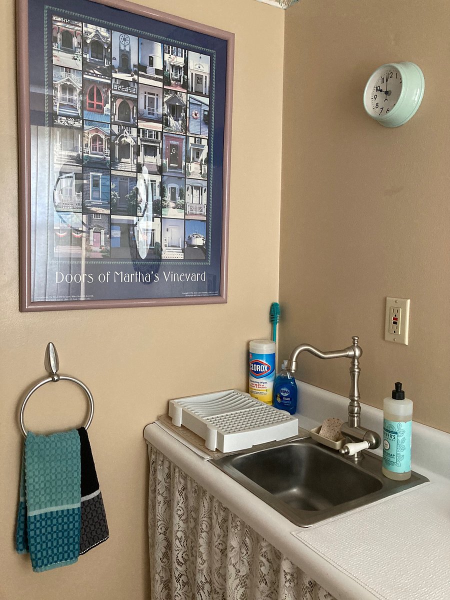 Furnished Finder property 401992_2 photo 5