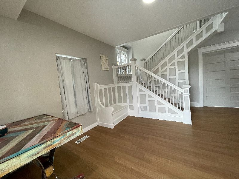 Furnished Finder property 402007_5 photo 16