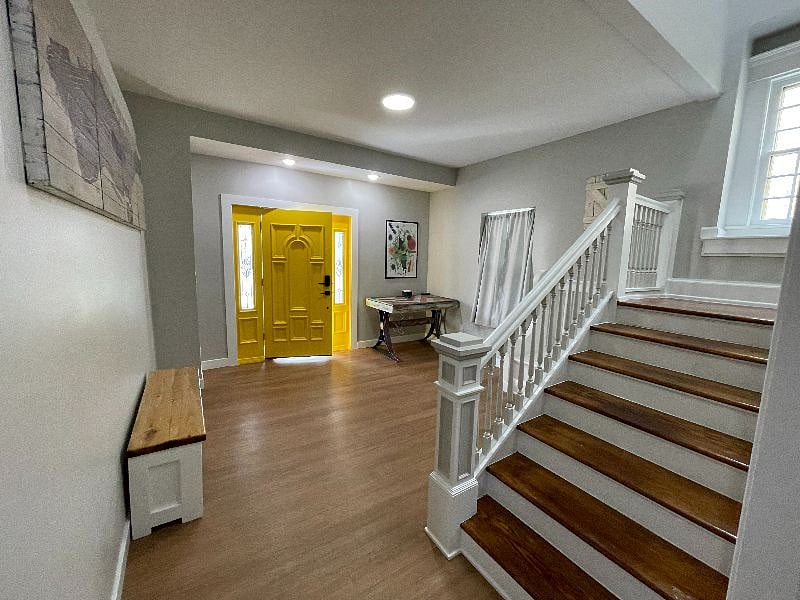 Furnished Finder property 402007_5 photo 17