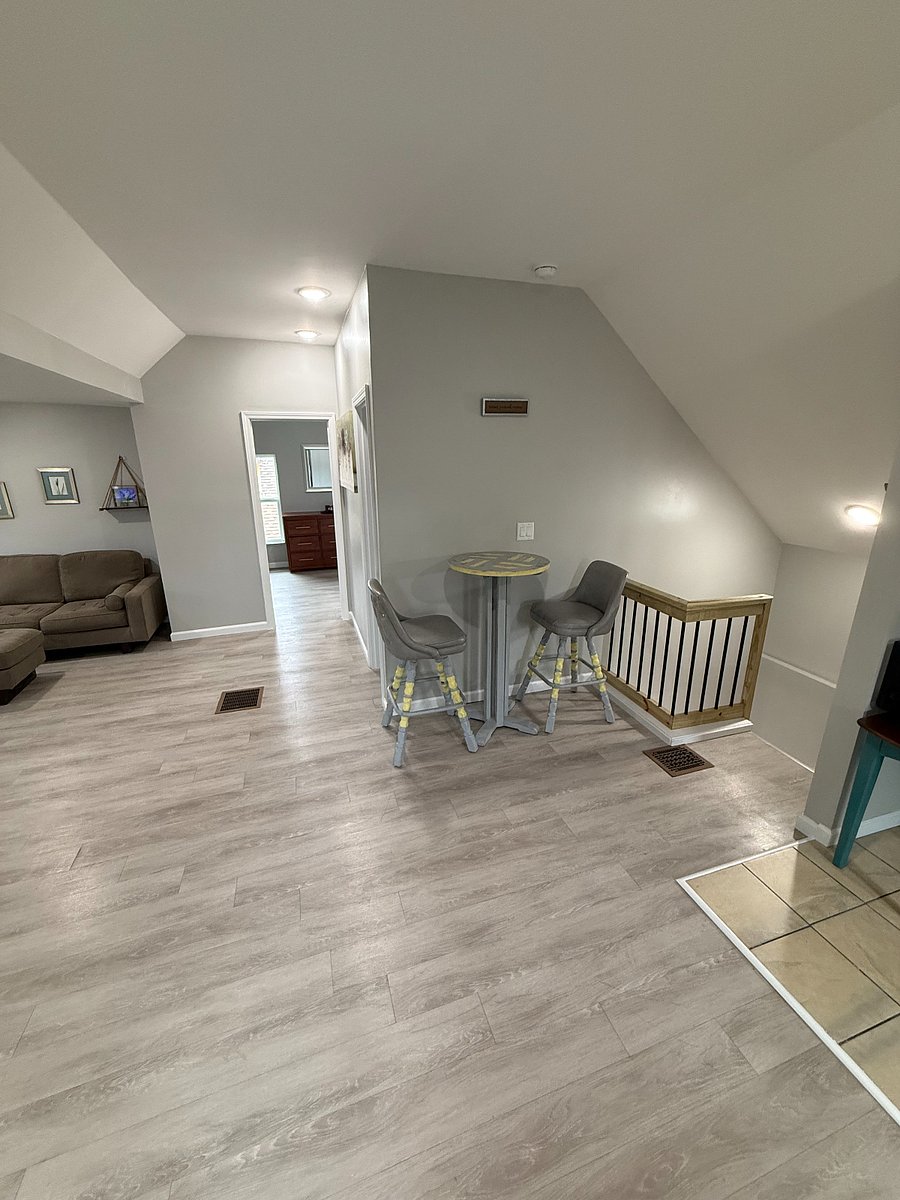 Furnished Finder property 402007_5 photo 10