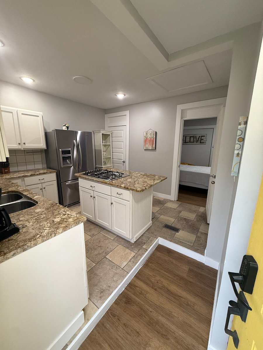 Furnished Finder property 402007_6 photo 7