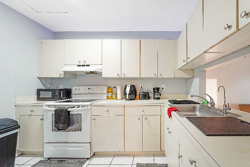 Furnished Finder property 402008_1 photo 9
