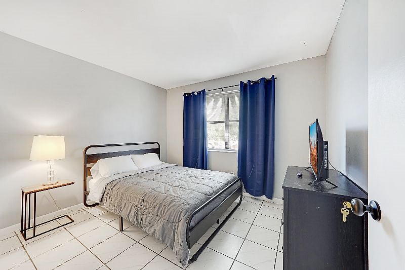 Furnished Finder property 402008_1 photo 15