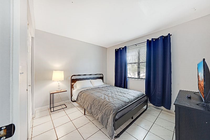 Furnished Finder property 402008_1 photo 16