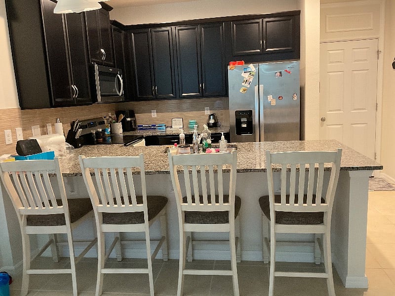 All eating, drinking and food storage must be here in kitchen!