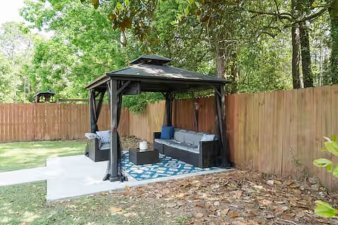 Furnished Finder property 402040_1 photo 23