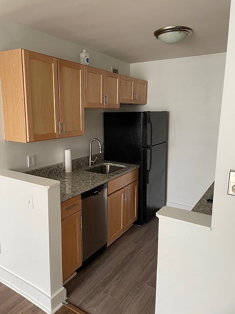 Furnished Finder property 402057_1 photo 6