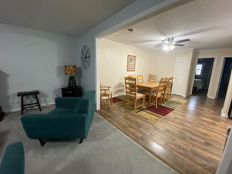 Furnished Finder property 402061_1 photo 3