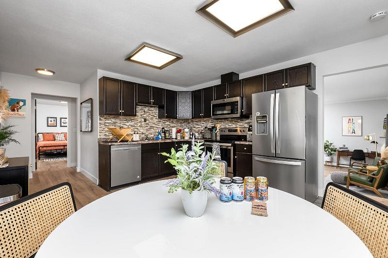Furnished Finder property 402071_1 photo 10
