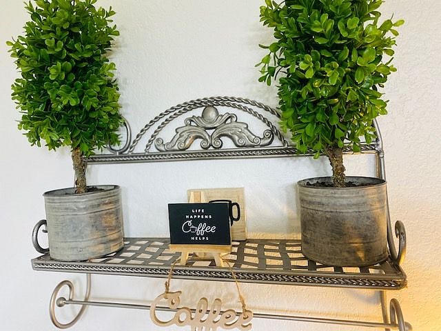 Furnished Finder property 402097_1 photo 13