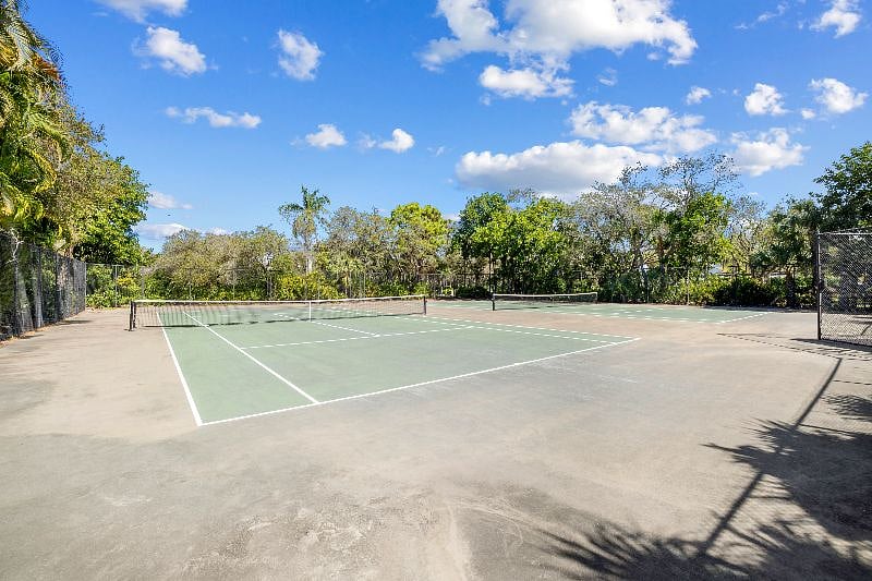 Furnished Finder property 402114_1 photo 28