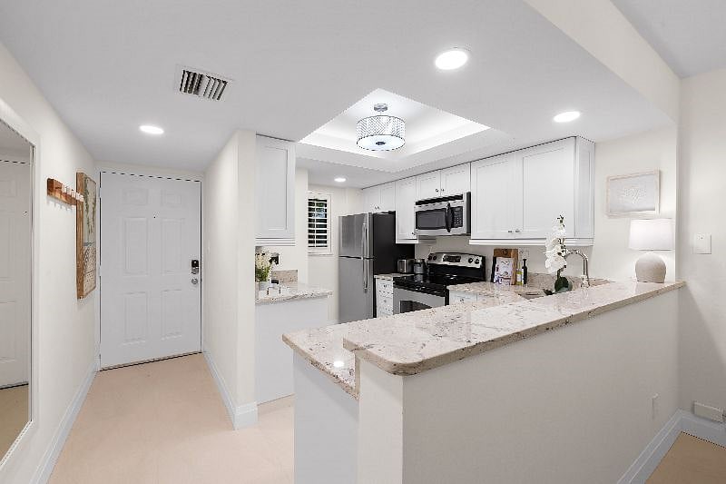 Furnished Finder property 402114_1 photo 6