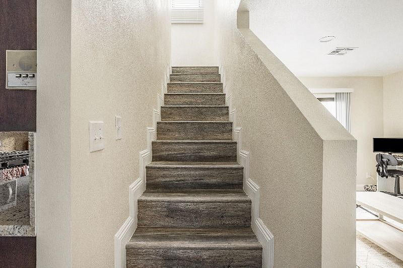 Furnished Finder property 402125_1 photo 16