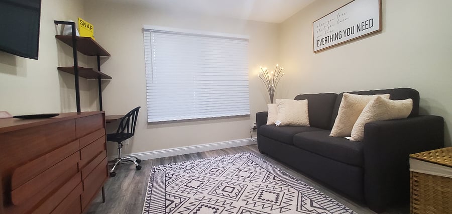 Furnished Finder property 402125_1 photo 26