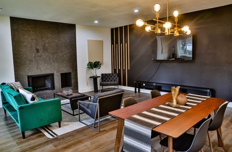 Furnished Finder property 402158_1 photo 3