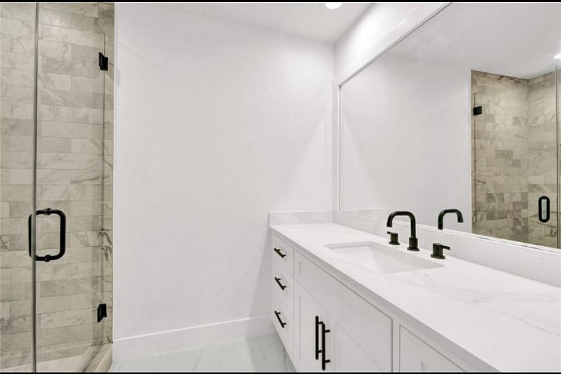 Furnished Finder property 402158_1 photo 8