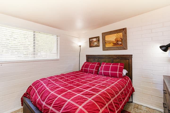 Furnished Finder property 402169_1 photo 22