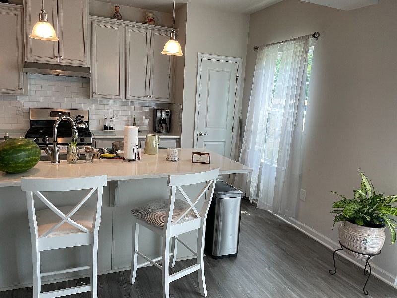Furnished Finder property 402178_1 photo 8