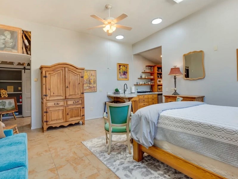 Furnished Finder property 402187_1 photo 4