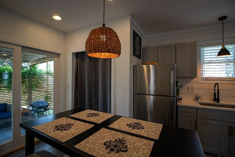Furnished Finder property 402282_1 photo 14