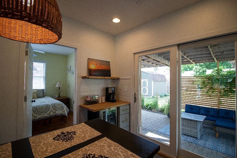 Furnished Finder property 402282_1 photo 16