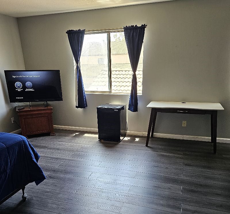 Furnished Finder property 402293_1 photo 3