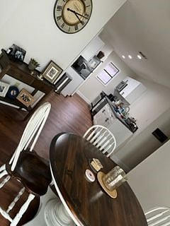 Furnished Finder property 402312_1 photo 6