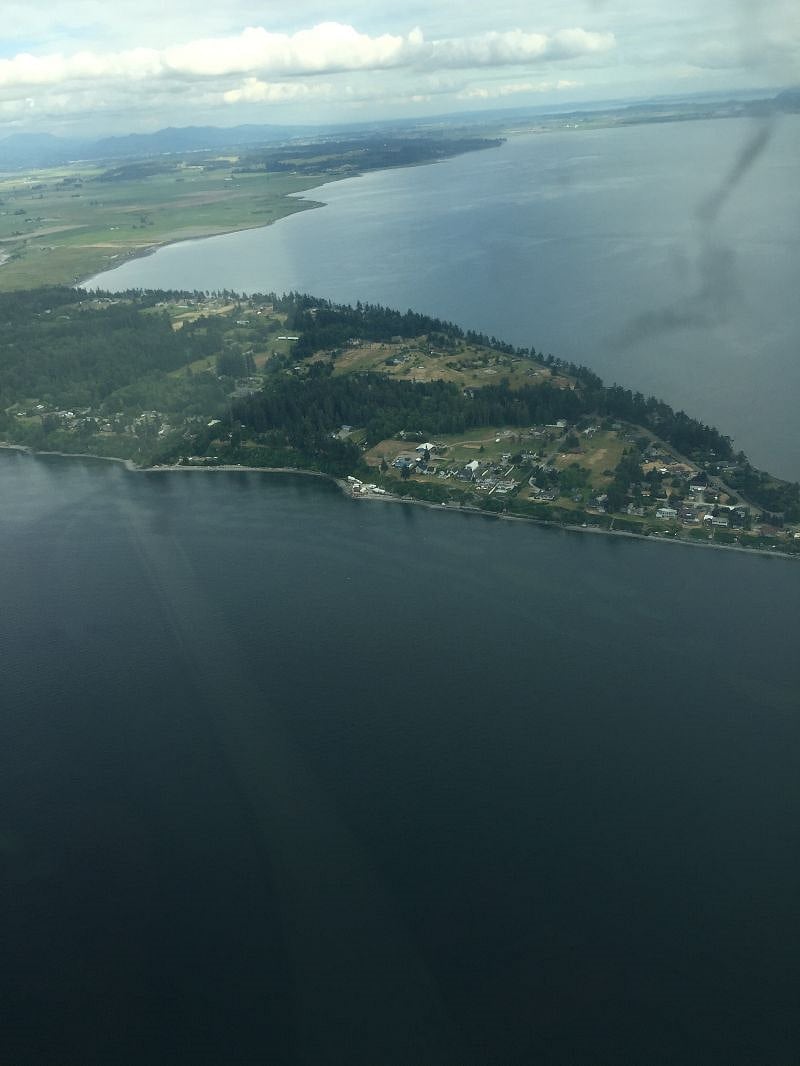 Samish Island drive on